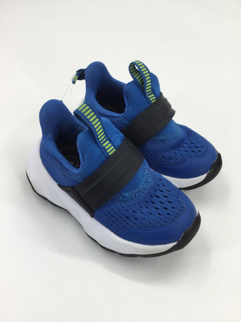 All In Motion Child Size 5 Toddler Blue Sneakers