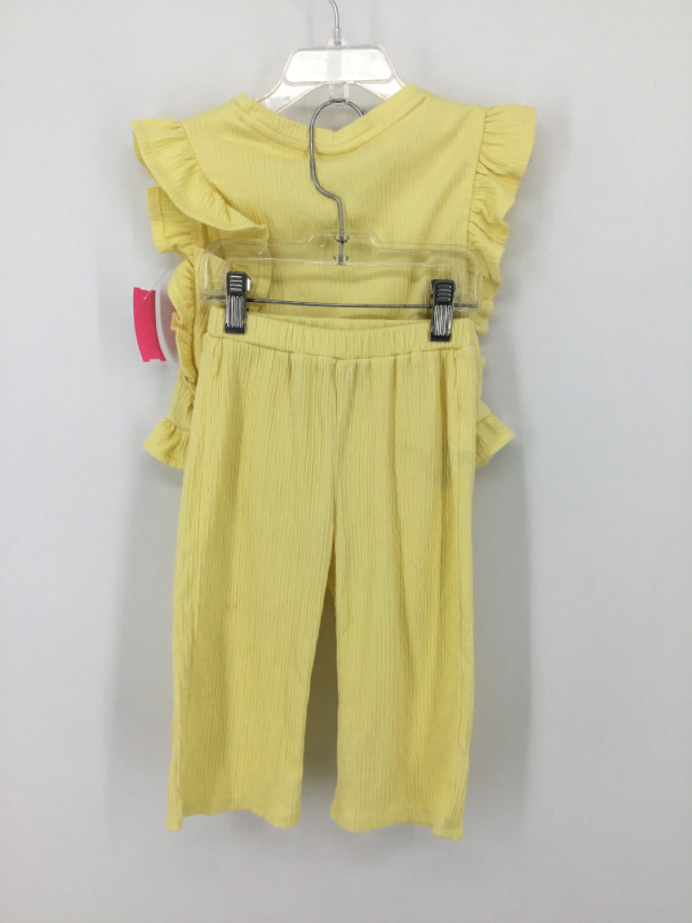 Old Navy Child Size 18-24 Months Yellow Outfit - girls