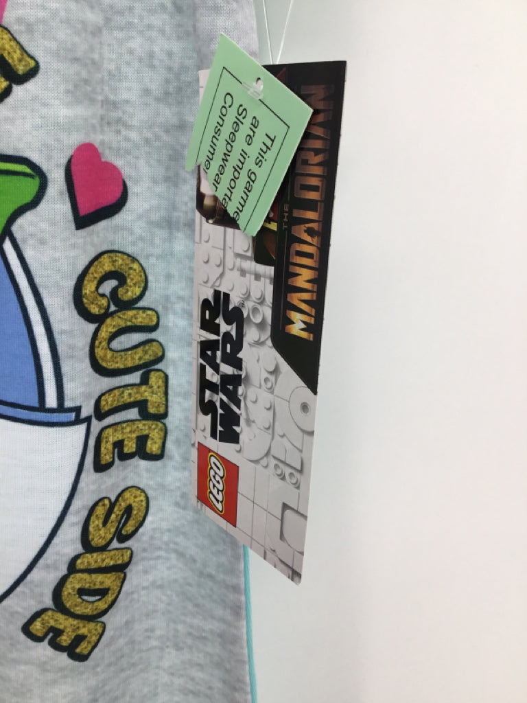 Star Wars + Lego \Child Size 4 Multi-Color Pajamas - girls