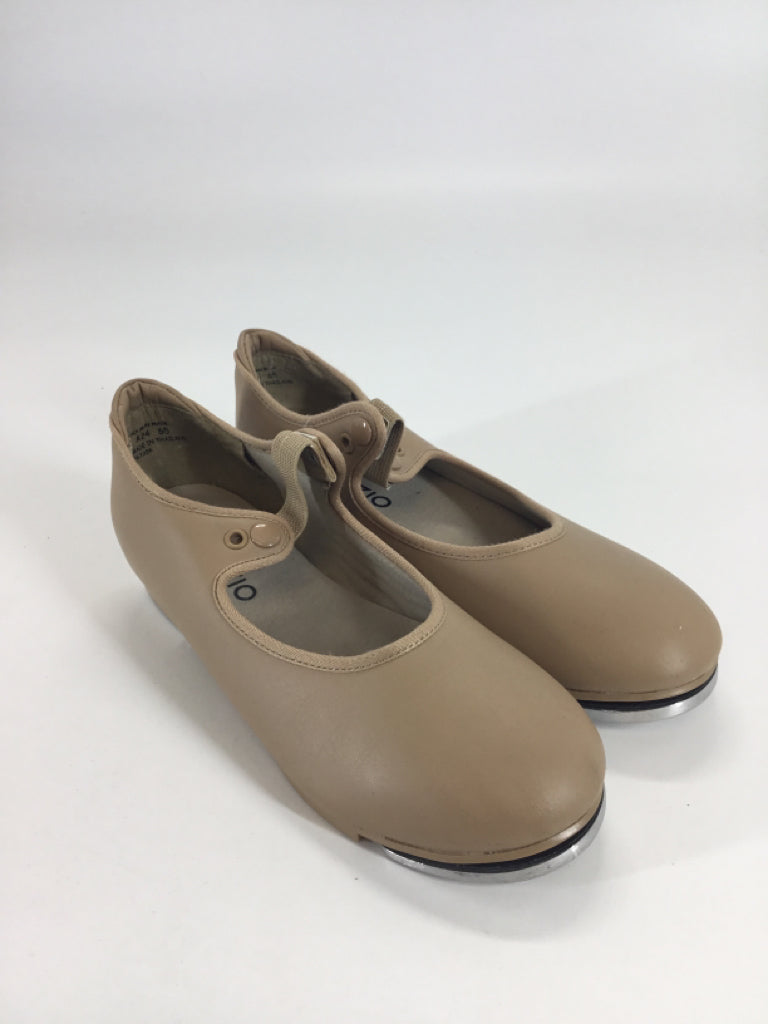 Capezio Child Size 1.5 Youth Tan Sport/Dance Shoes