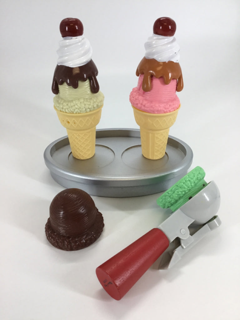 Melissa & Doug Sundae Set