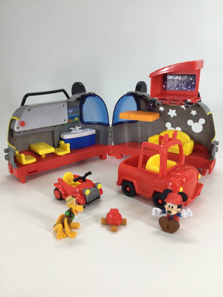 Disney Junior Mickey Mouse Happy Camper Lights and Sounds Playset