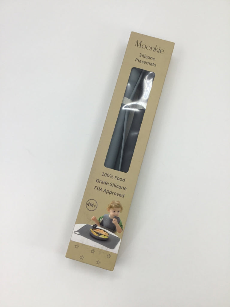 Moonkie Gray Silicone Placemats