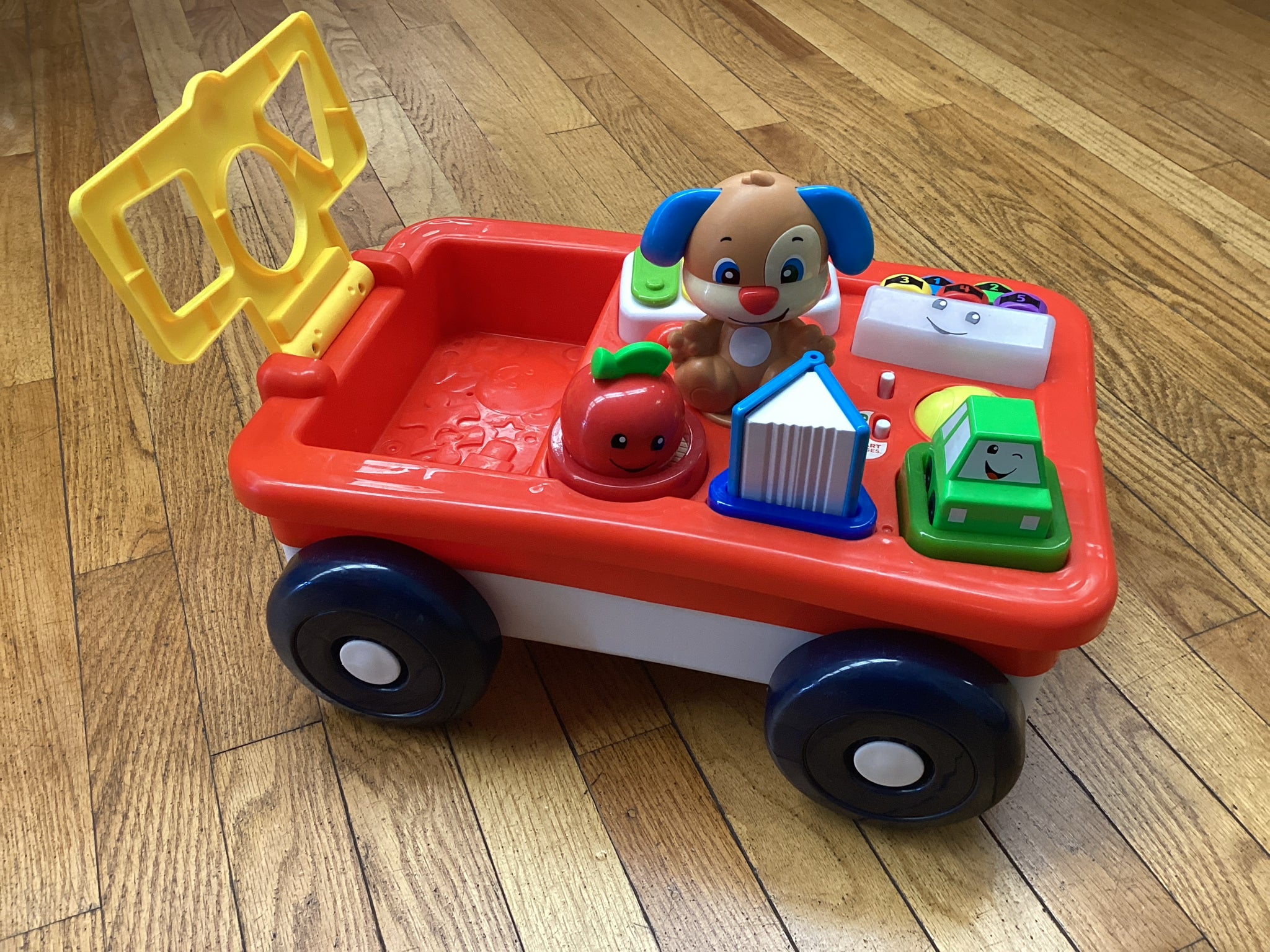 Fisher-Price Laugh & Learn Pull & Play Learning Wagon