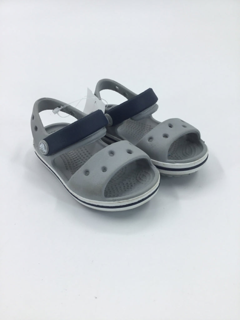 Crocs Child Size 5 Toddler Gray Sandals/Flip Flops