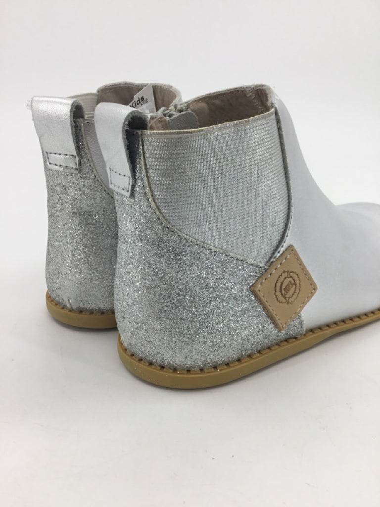 Livie & Luca Child Size 3 Youth Silver Boots