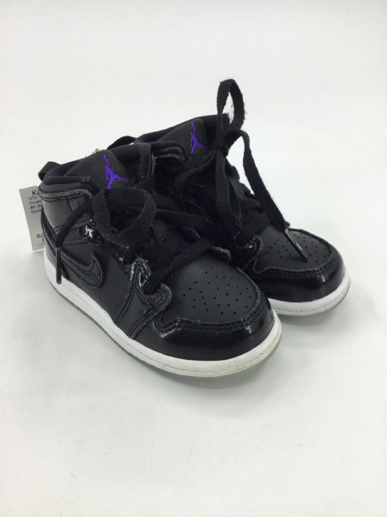 Air Jordan Child Size 8 Toddler Black Sneakers
