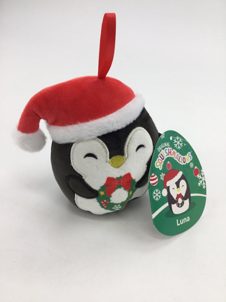 Squishmallows Luna the Penguin 4"