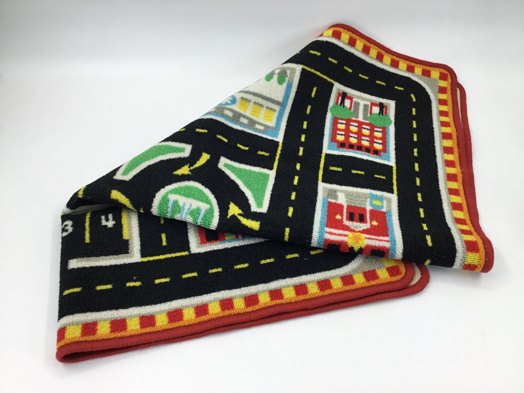 Melissa & Doug Round the City Rug