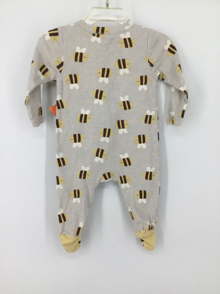 Old Navy Child Size 3-6 Months Gray Sleepers