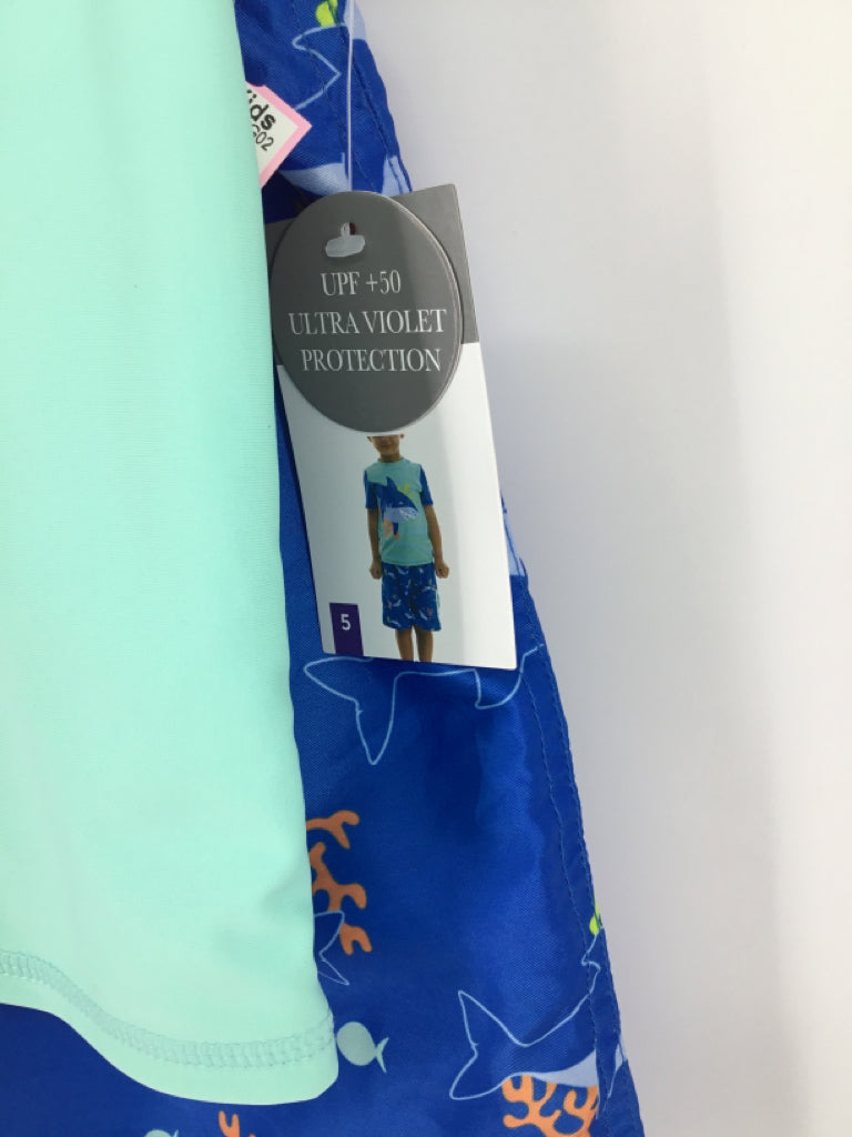 Berkley Jensen Child Size 5 Blue screen printed Swimwear - boys