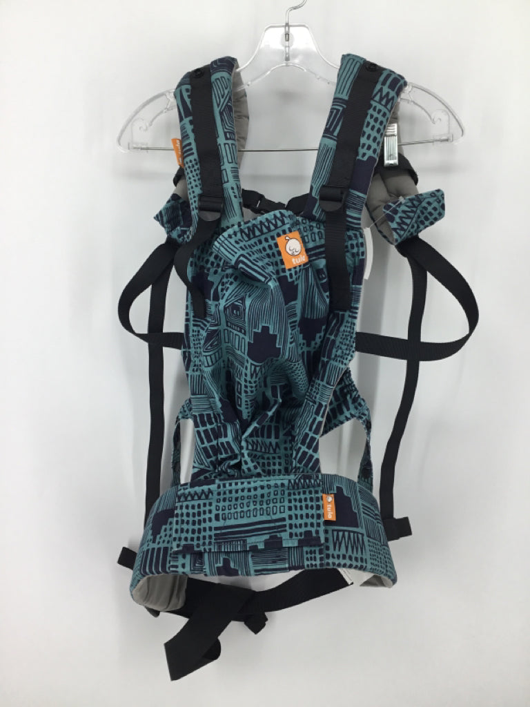 Tula Free-to-Grow Carrier