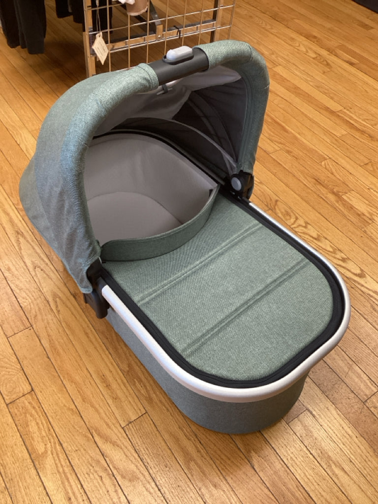 UppaBaby Vista V2 Bassinet - 2020