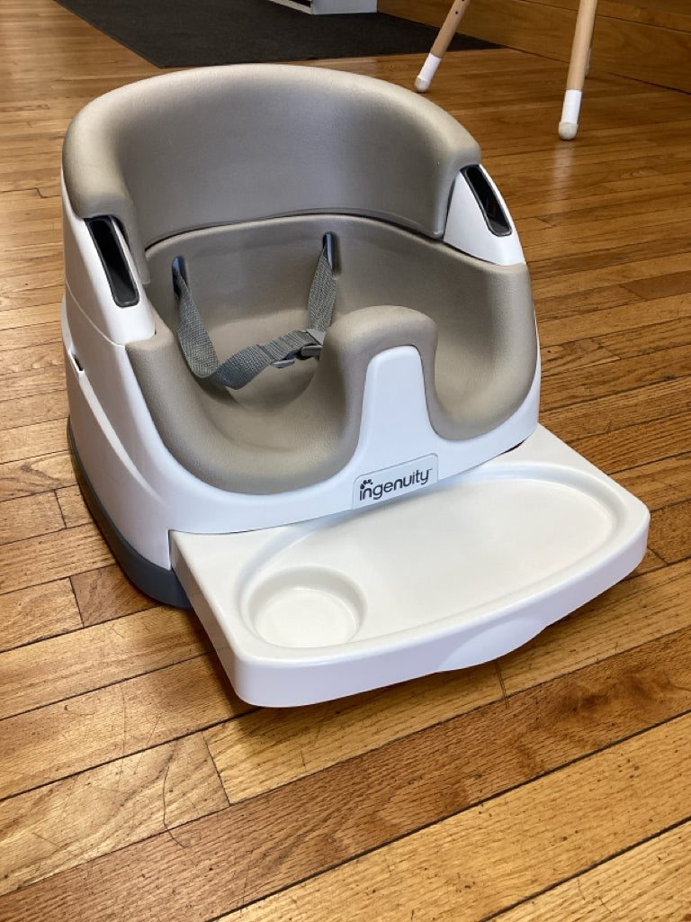 Ingenuity Baby Base 2-in-1 Booster Feeding and Floor Seat with Self-Storing Tray