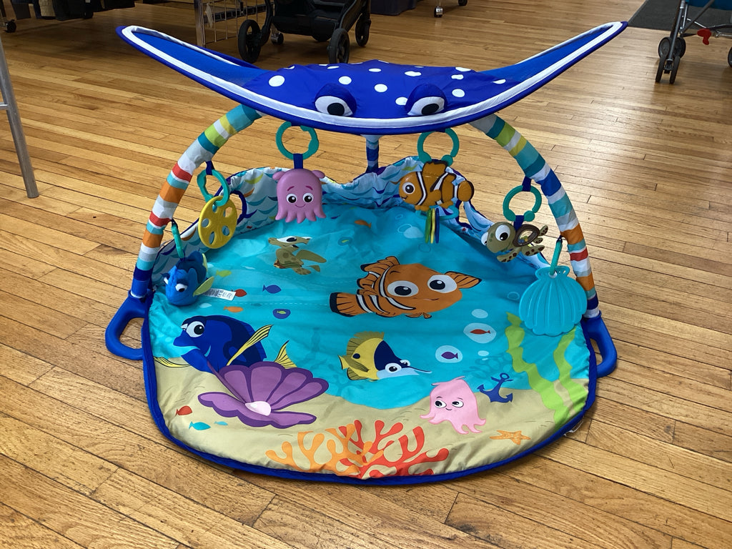Bright Starts Disney Baby Finding Nemo Mr. Ray Ocean Lights & Music Gym