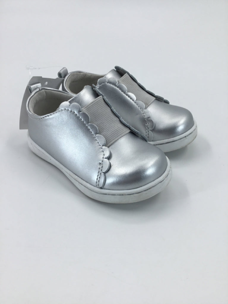 L'amour Child Size 7 Toddler Silver Dress Shoes