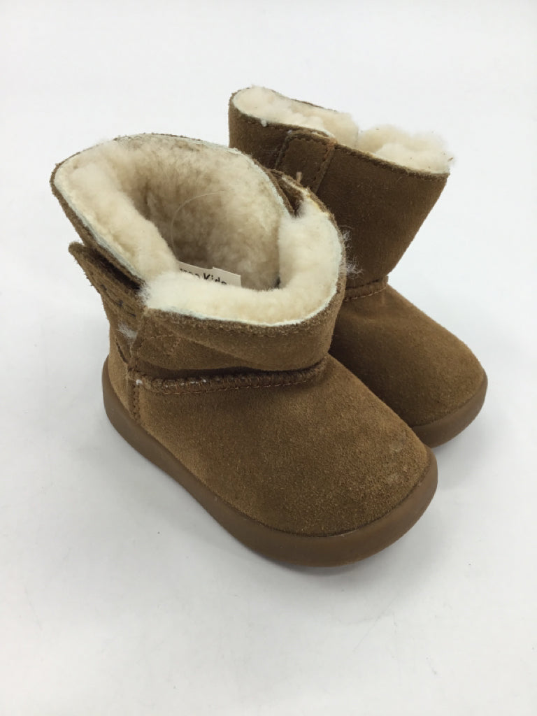 Ugg Child Size 2 Toddler Brown Boots