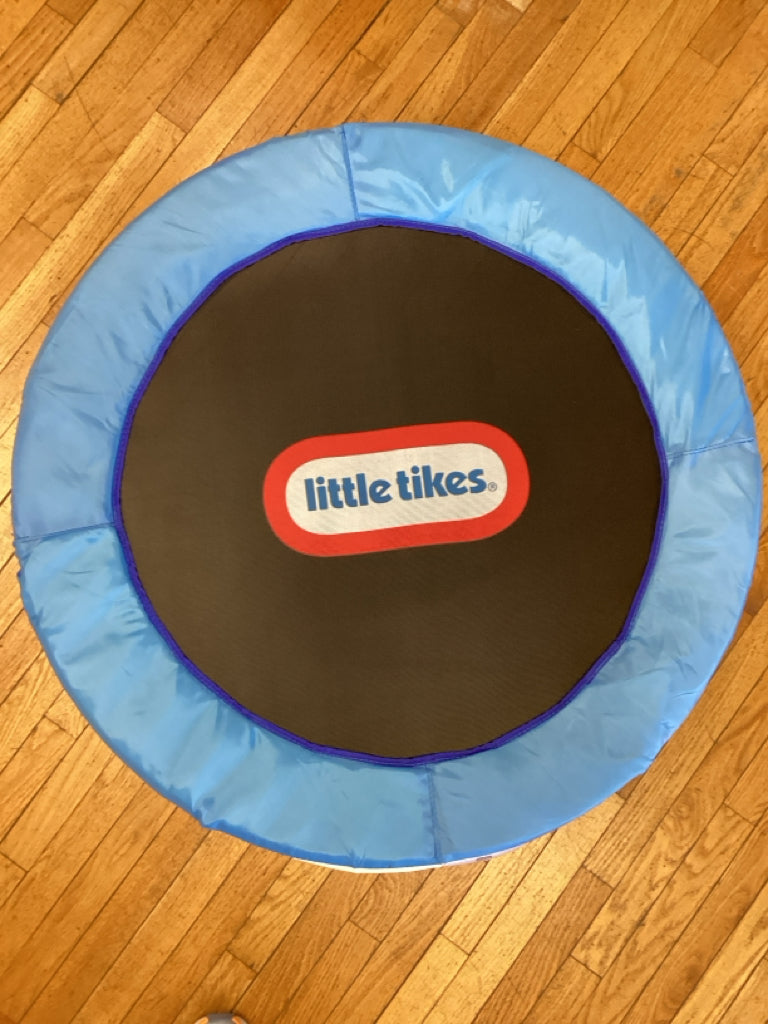 Little Tikes Easy Store 3' Trampoline