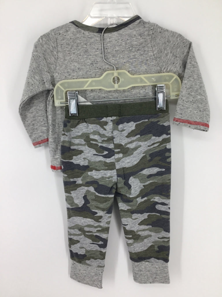 Mudpie Child Size 3-6 Months Gray Christmas Outfit