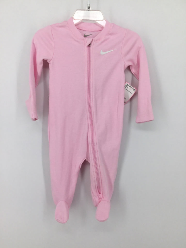Nike Child Size 6 Months Pink Sleepers
