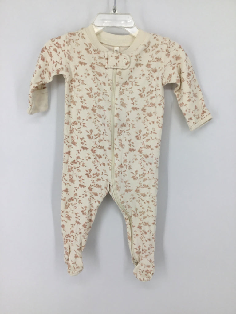 Quincy Mae Child Size 3-6 Months Cream Sleepers