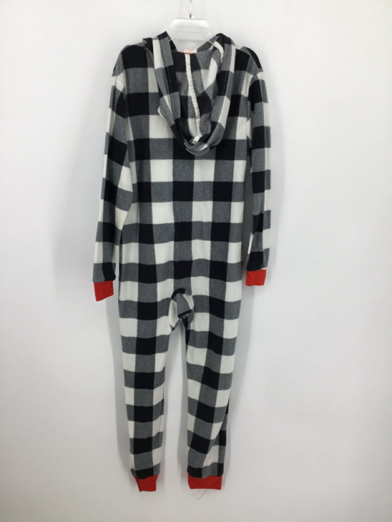 Cat & Jack Child Size 6 Black Checkered Pajamas - boys