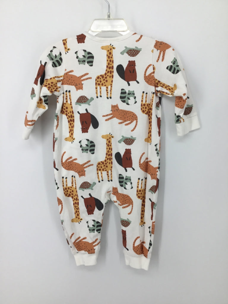 H & M Child Size 6 Months White Animal Print Pajamas - boys