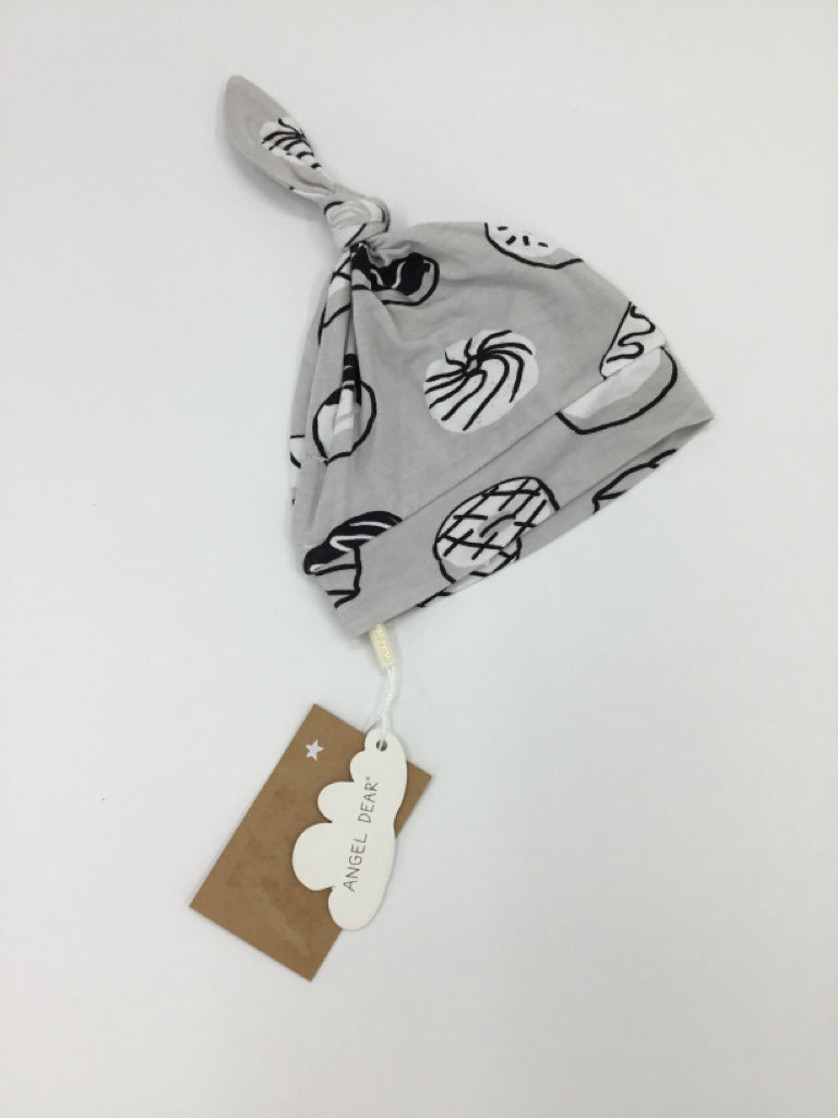 Angel Dear Child Size 0-3 Months Gray Print Hats - boys