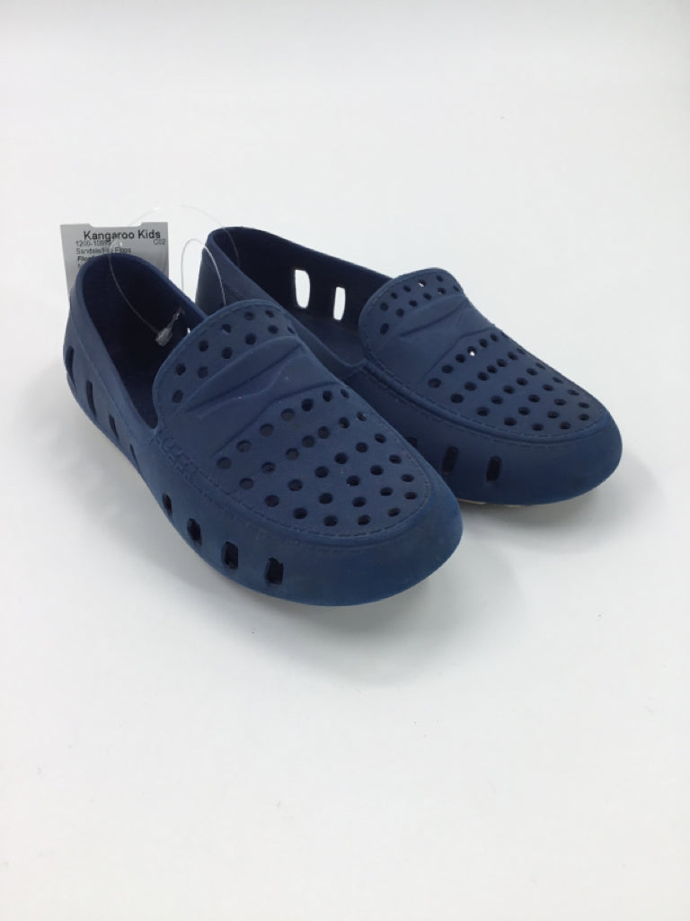 Floafers Child Size 11 Navy Sandals/Flip Flops