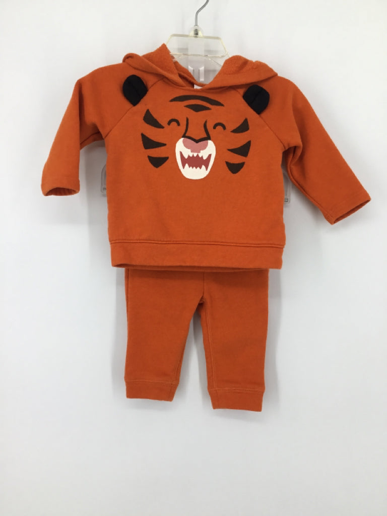 Old Navy Child Size 3-6 Months Orange screen printed Outfit - boys