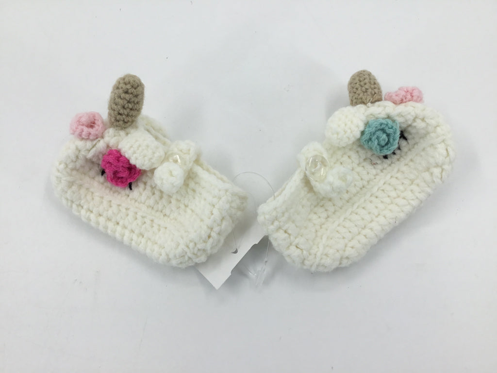brandless Child Size 1 Toddler White Baby/Walker Shoes