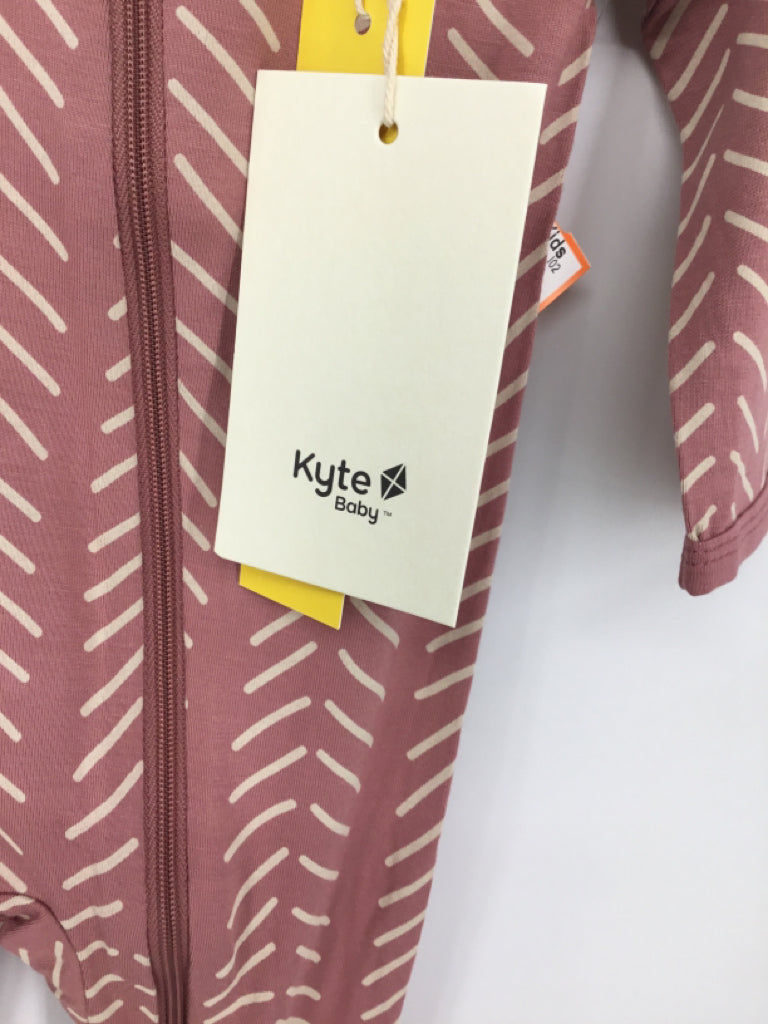 Kyte Child Size 6-12 Months Pink Sleepers