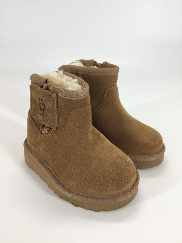 Ugg Child Size 6 Toddler Brown Boots