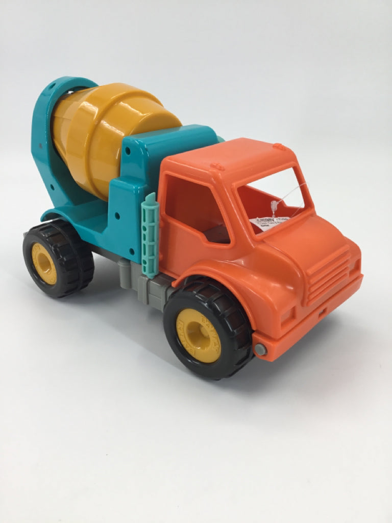 Battat Cement Truck