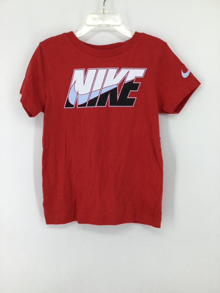 Nike Child Size 4 Red screen printed T-shirt - boys