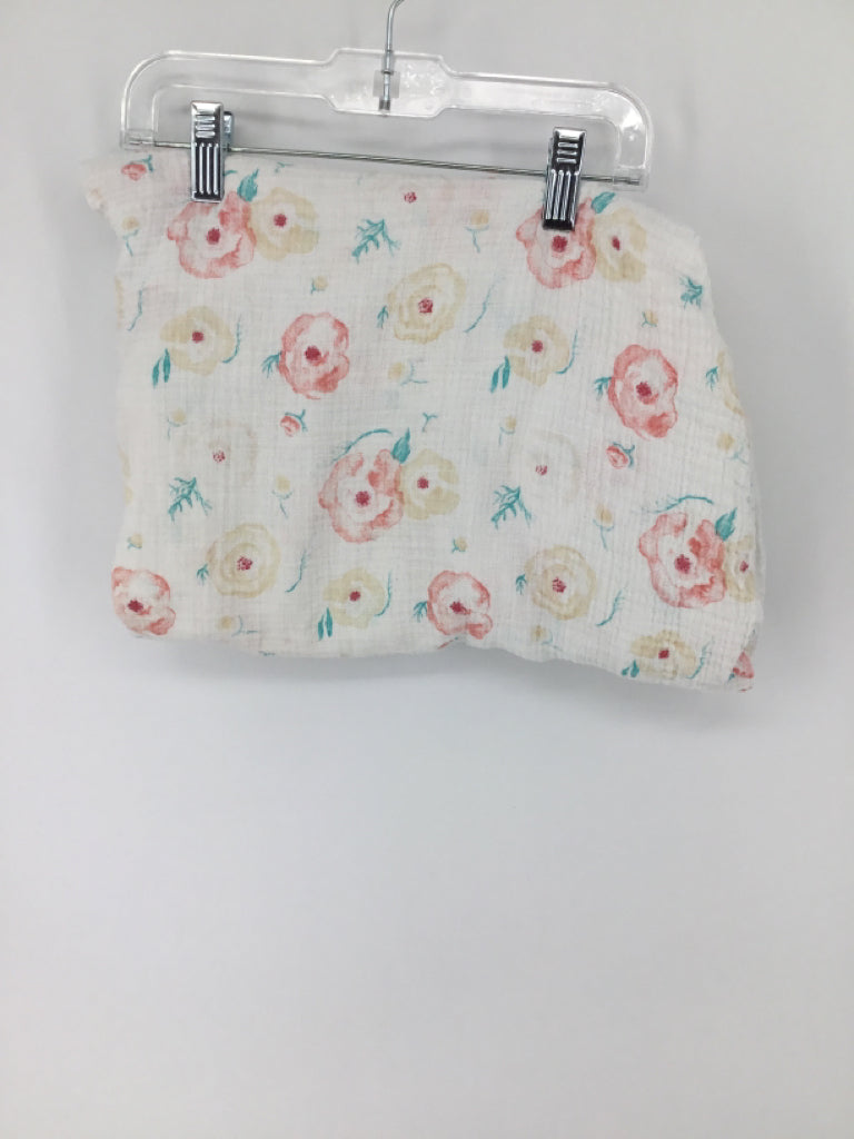 Aden & Anais White Crib Sheet