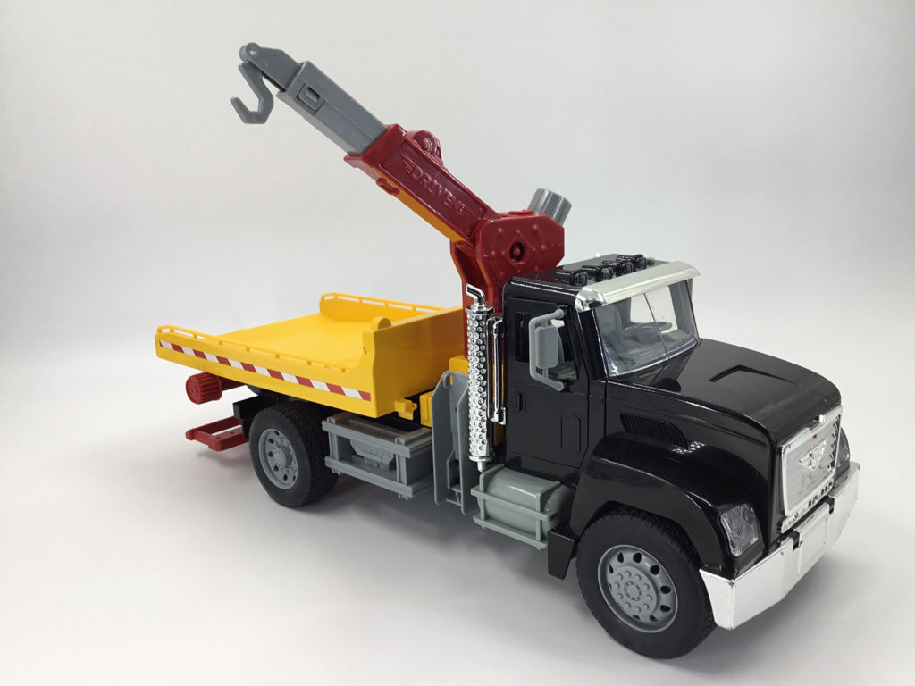 Battat Driven Flatbed Tow Truck