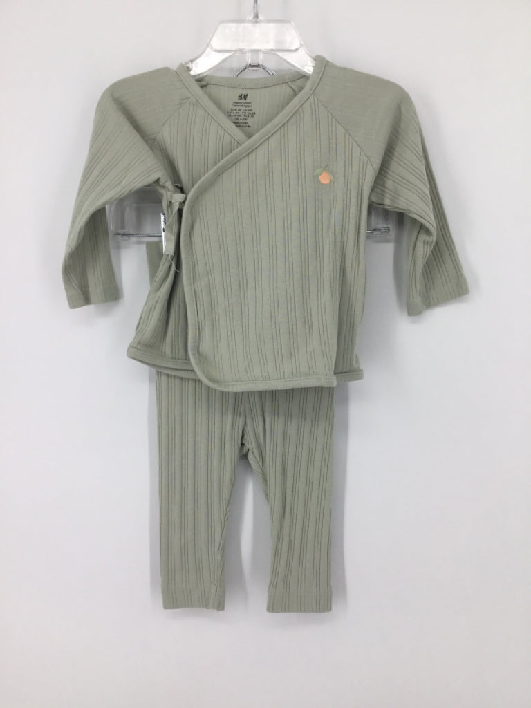 H & M Child Size 6 Months Green Solid Outfit - boys