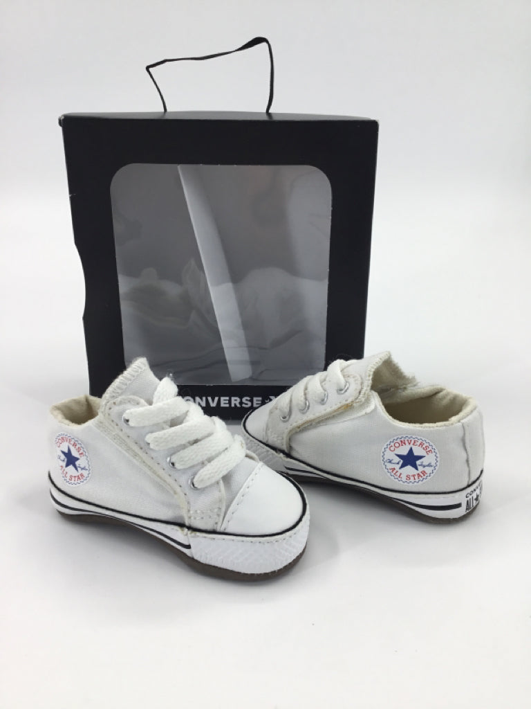 Converse Child Size 1 Toddler White Baby/Walker Shoes