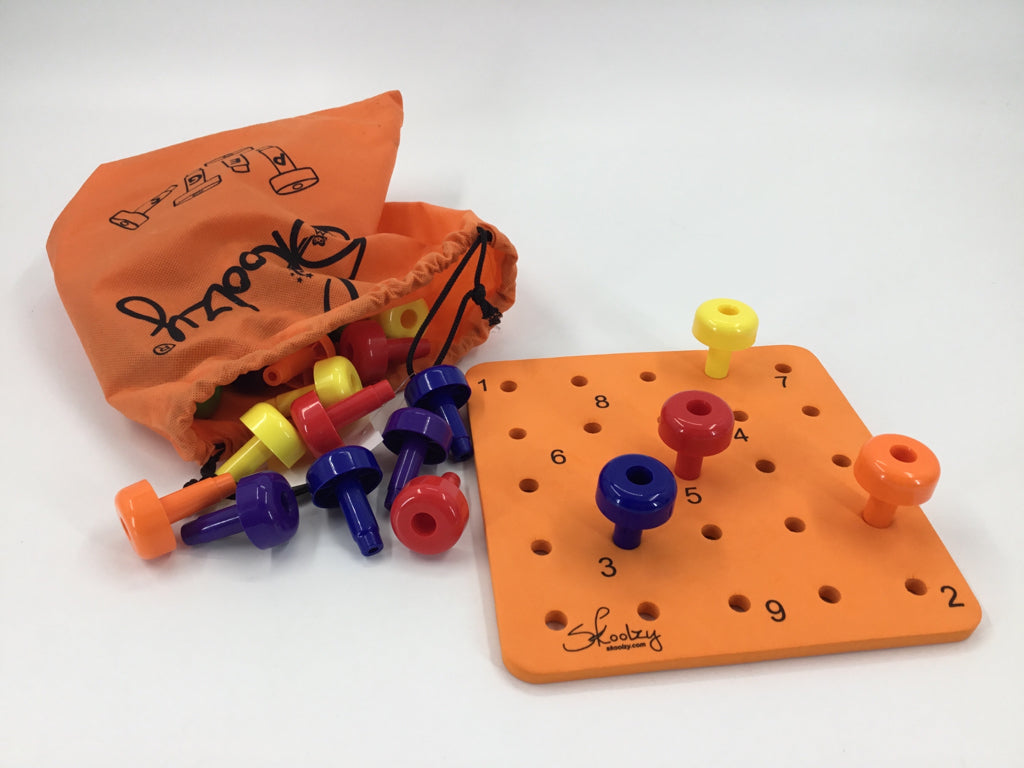 skoolzy Jumbo Pegs and Pegboard