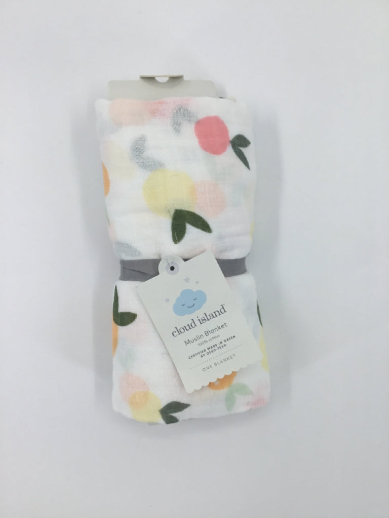 cloud island Muslin White Fruit Blanket