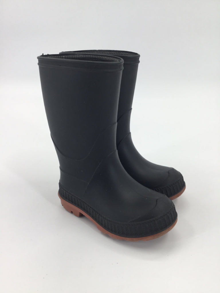 brandless Child Size 5 Black Rain/Snow Boots