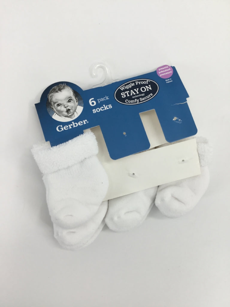 Gerber Child Size Preemie White Solid Socks - boys