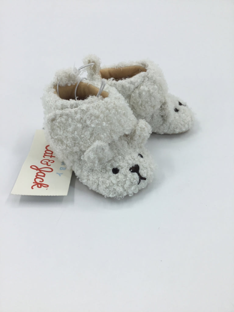 Cat & Jack Child Size 0 Toddler White Baby/Walker Shoes