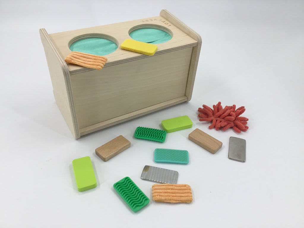 Lovevery Guessing and Matching Sensory Tactile Box