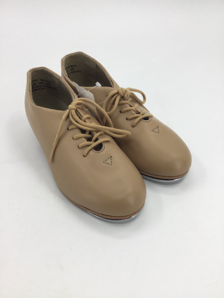 Capezio Child Size 2.5 Youth Tan Dress Shoes