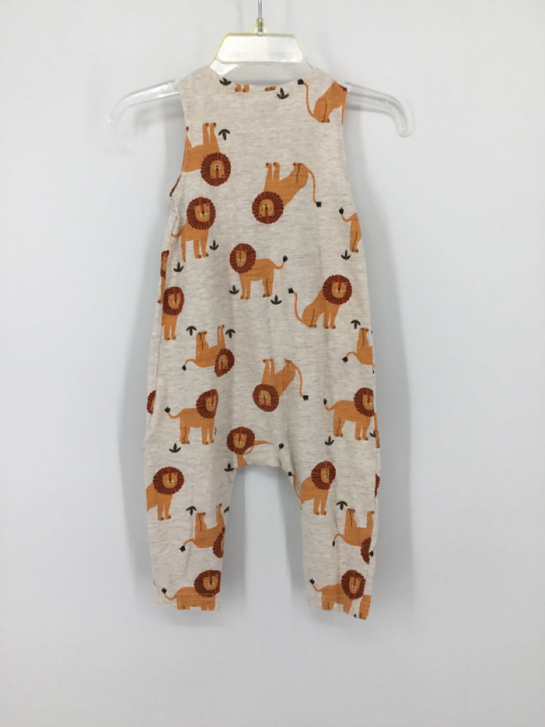 Old Navy Child Size 6-12 Months Tan Print Outfit - boys