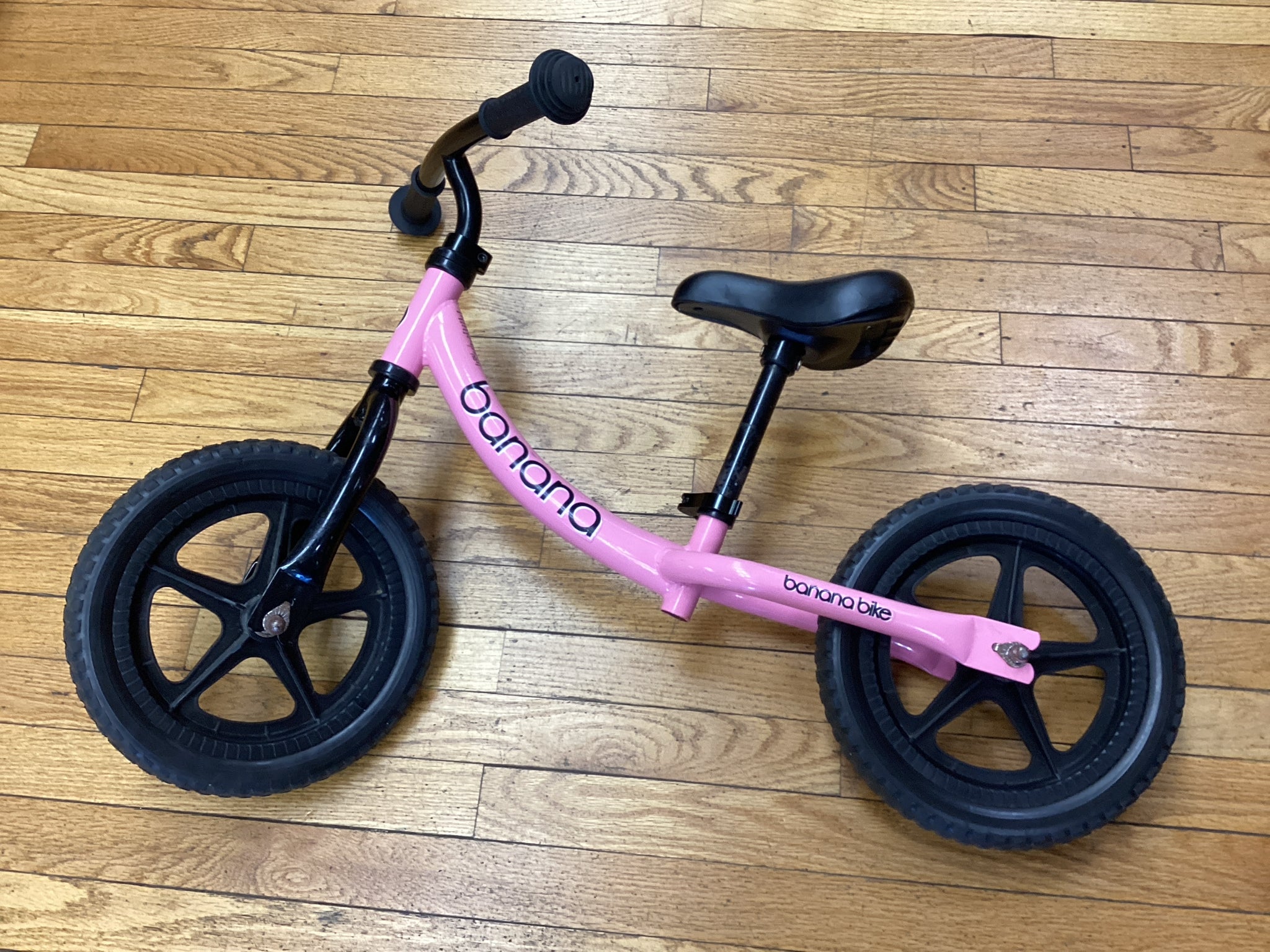 Banana Balance Bike - Pink