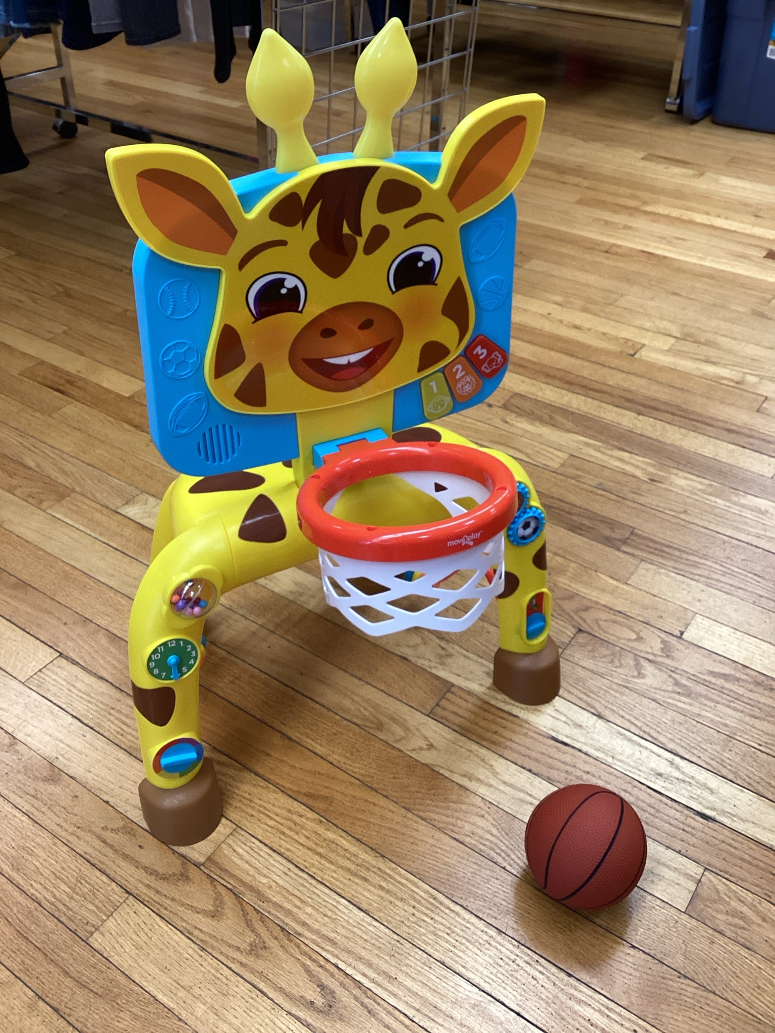 Move 2 Play Giraffe Play & Score Activity Center