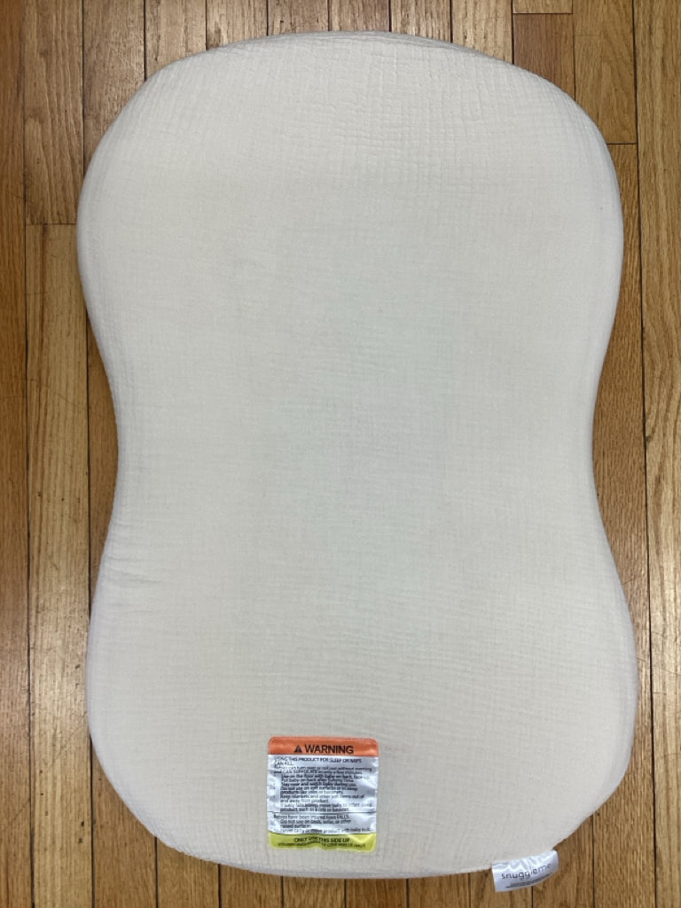 Snuggle Me Infant Lounger Curve & cover